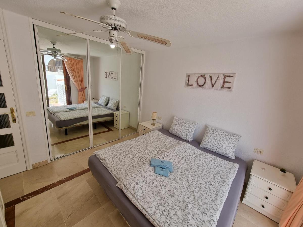 Casa Teide, Ground Floor Apartment Parque Santiago 1, Heated Pool, 100 M To Sea And Beach, Wifi Playa de las Americas  Bagian luar foto